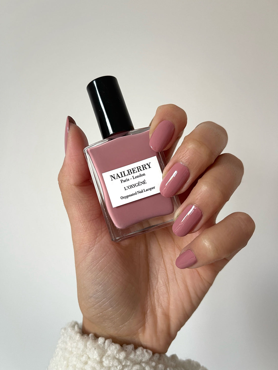 Nailberry  Love Me Tender